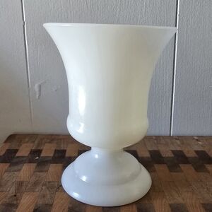 Elegant Cream Vase